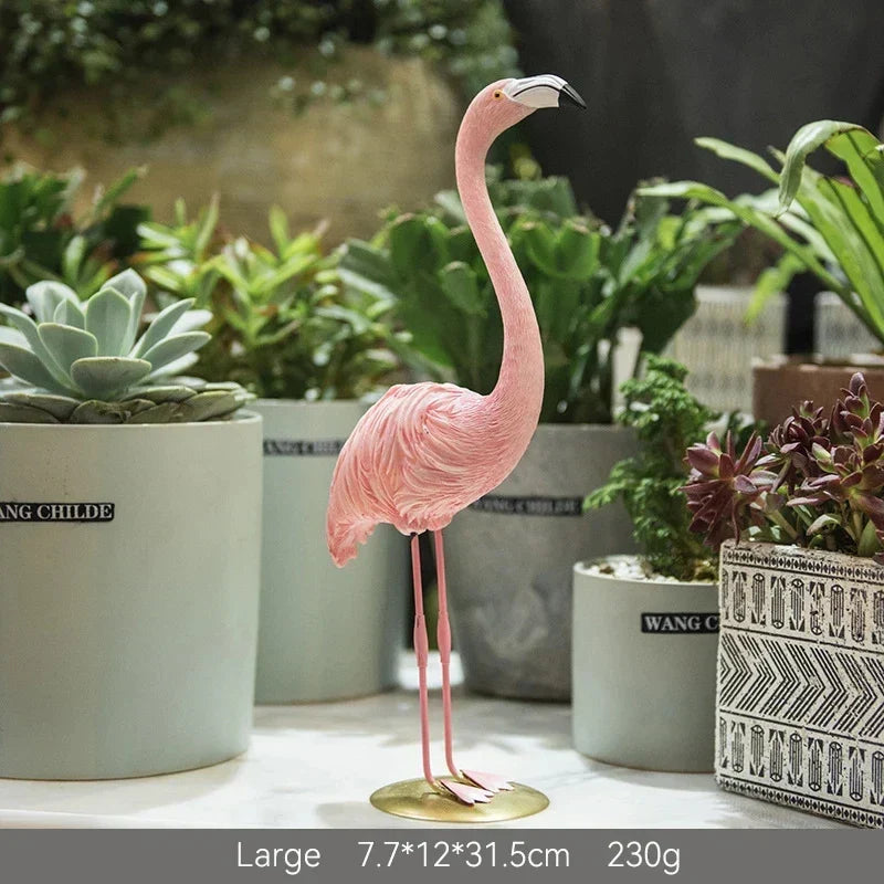 Flamora Dekorativ Flamingofigur – Elegance og Unik Karakter til Dit Hjem