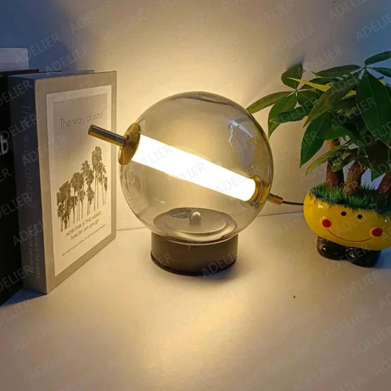 LumiRetro Elegant Bordlampe – Vintage Design til Et Stilfuldt Hjem