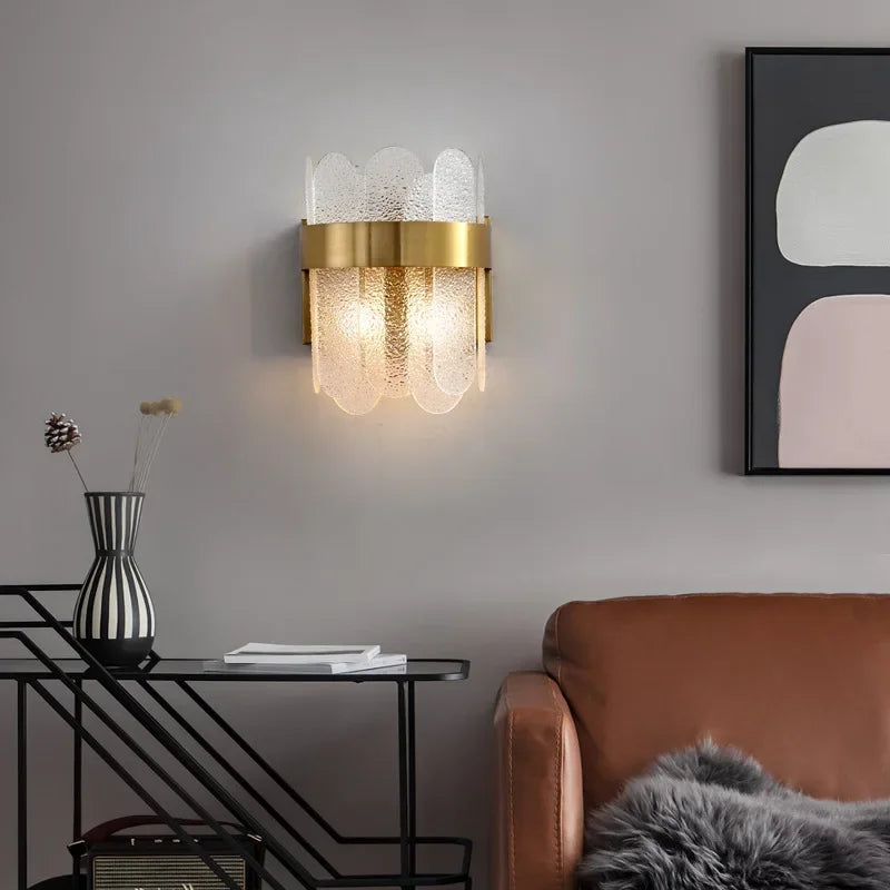 CrystalGlow Elegant Krystal Væglampe – Tidløs Glans og Eksklusiv Belysning