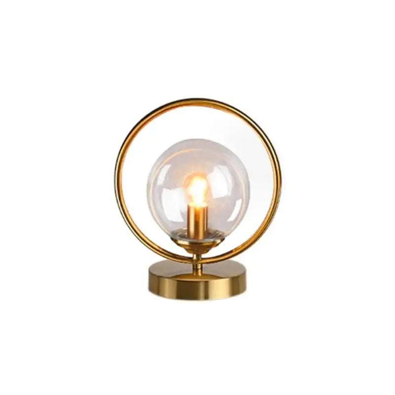 EleganceGlow Glasbordlampe – Stilfuldt Design med Messingdetaljer