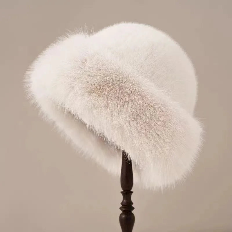 Sophie Luxe imiteret pelshat – varmt, elegant vintertilbehør til sofistikeret stil