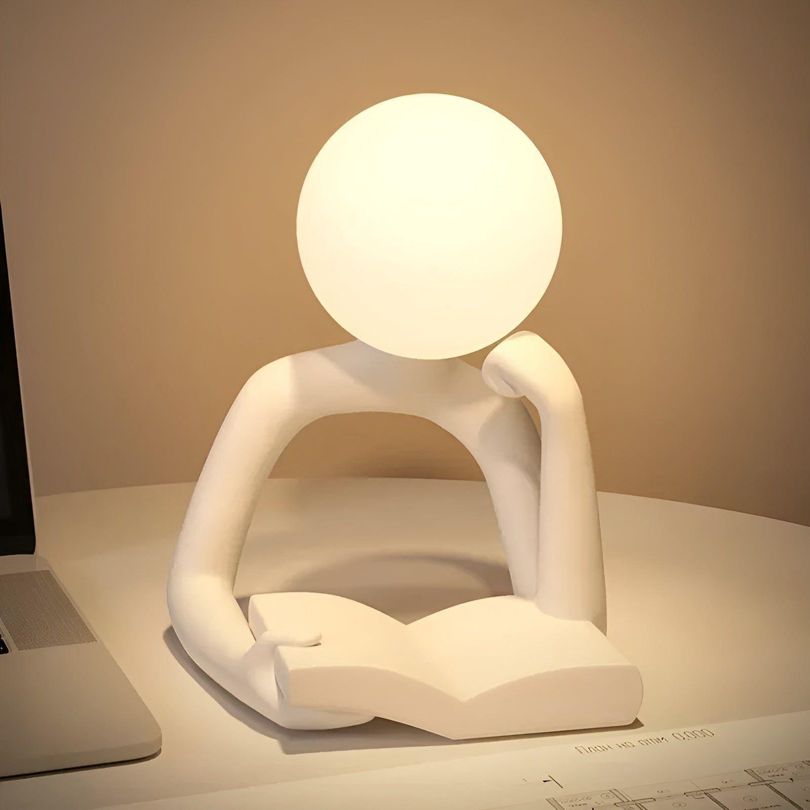 EvaGlow Abstrakt Luxe bordlampe - moderne elegance.