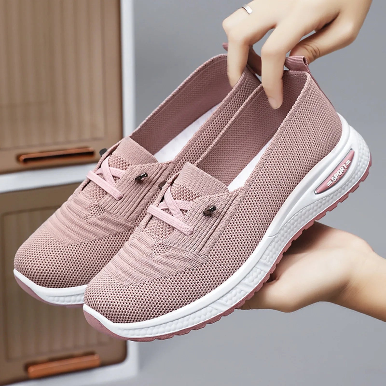 Mira Komfort Slip-on Sko til Damer – Let og Åndbar Stil til Hverdagen