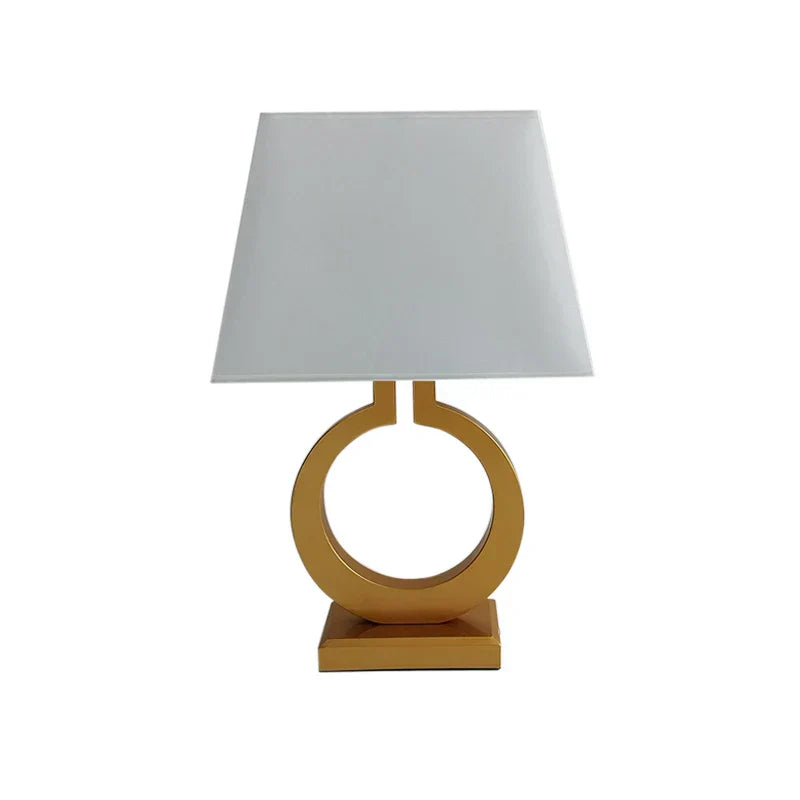 LumoEdge – Moderne bordlampe med elegant sort base