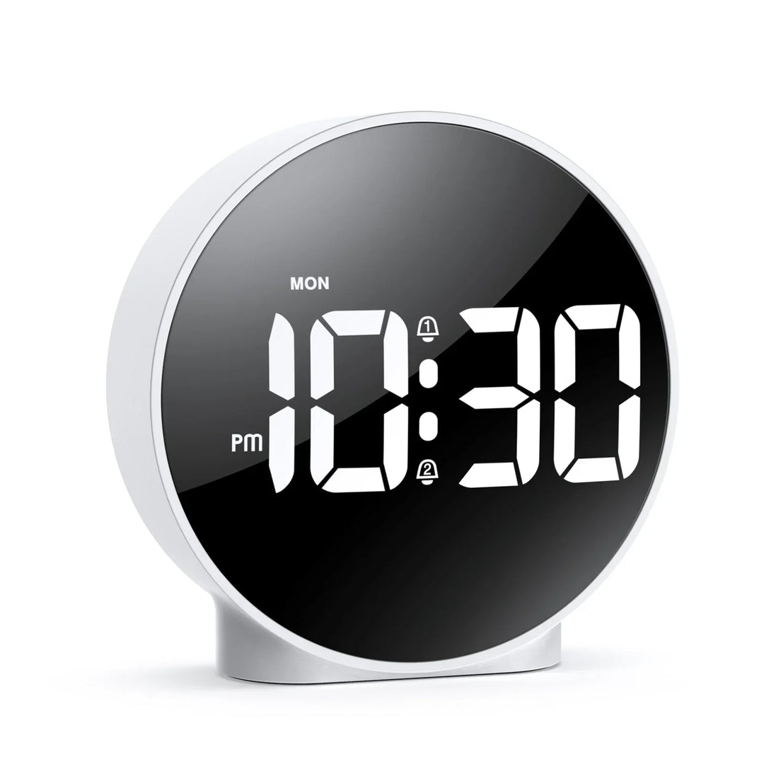 BrightTime – Digitalt LED-vækkeur med USB-opladning