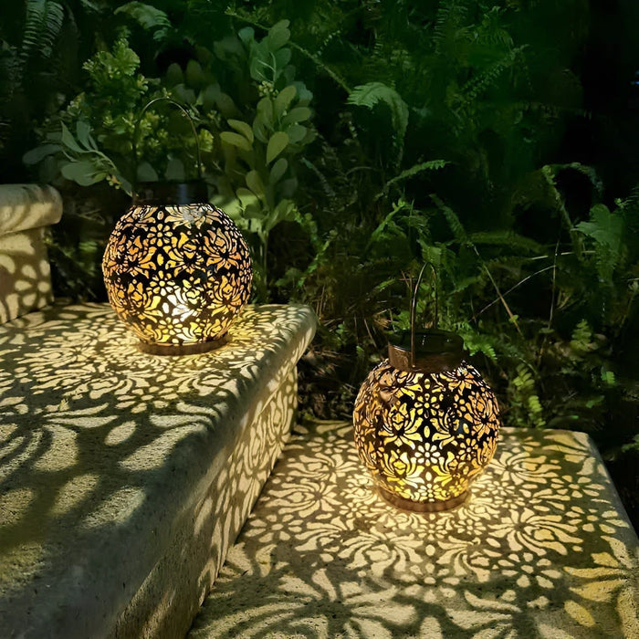 AmbientGlow - Solcellelys med blomstermønster