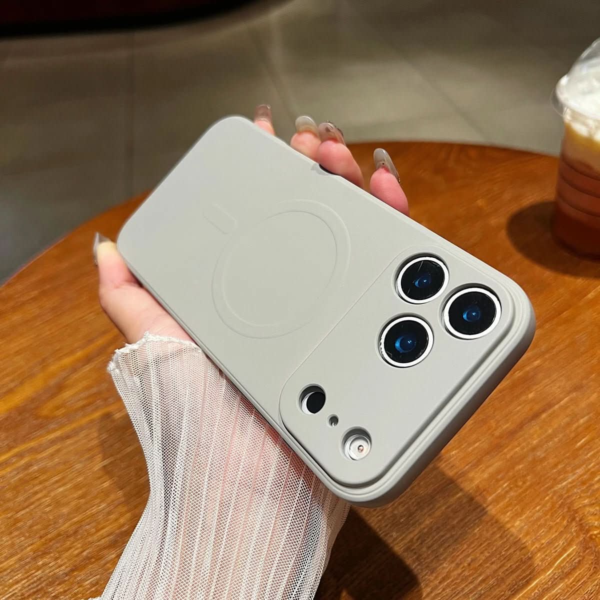 Veyno | Magnetisk iPhone-cover lavet af blød silikone