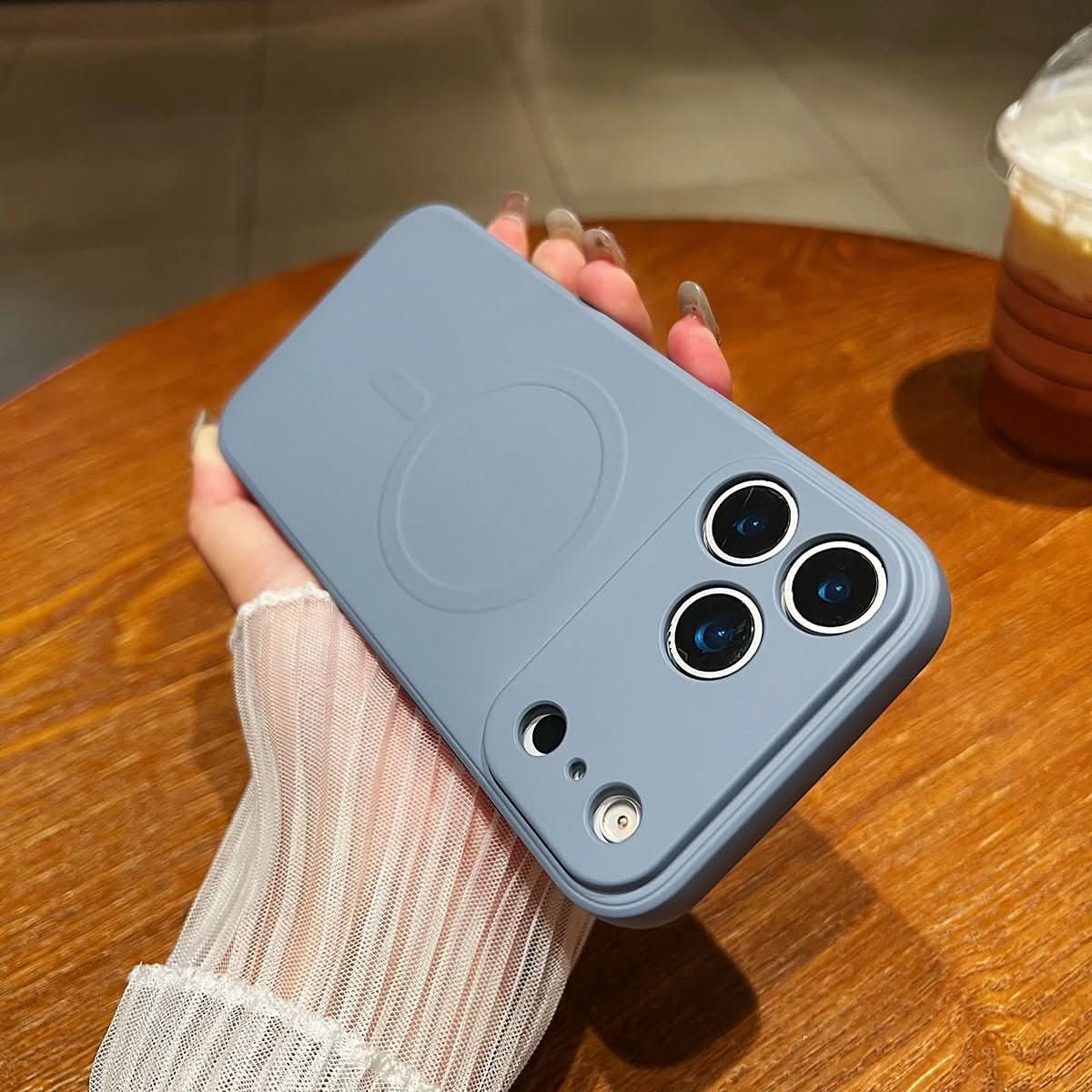 Veyno | Magnetisk iPhone-cover lavet af blød silikone