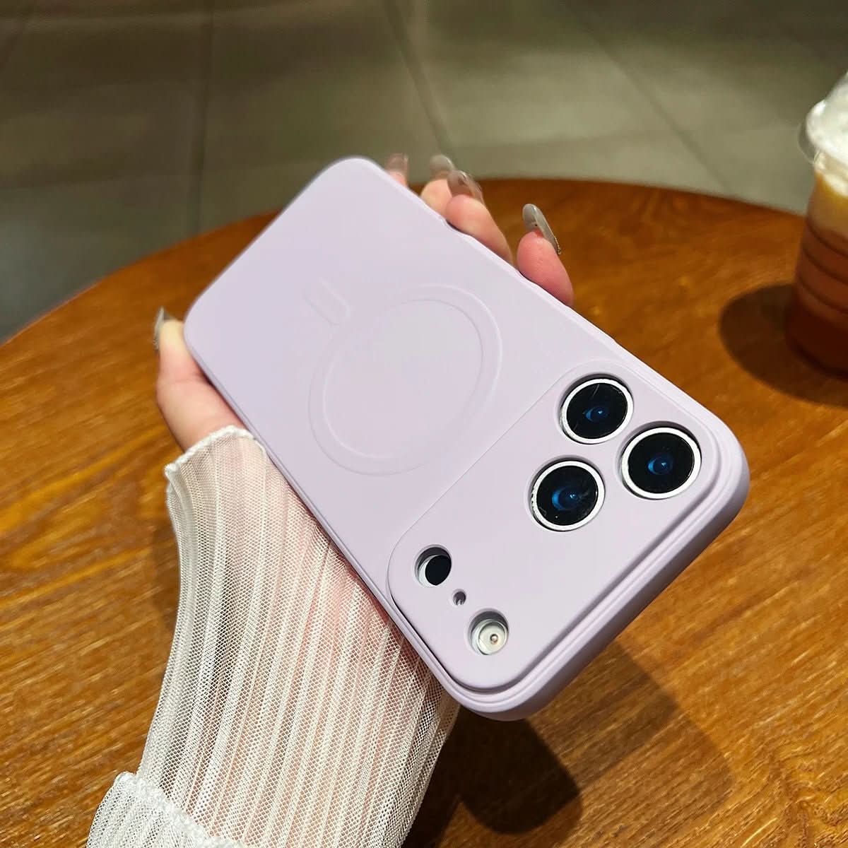 Veyno | Magnetisk iPhone-cover lavet af blød silikone