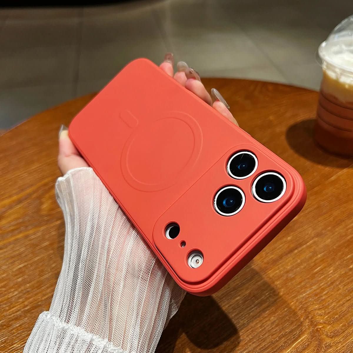 Veyno | Magnetisk iPhone-cover lavet af blød silikone