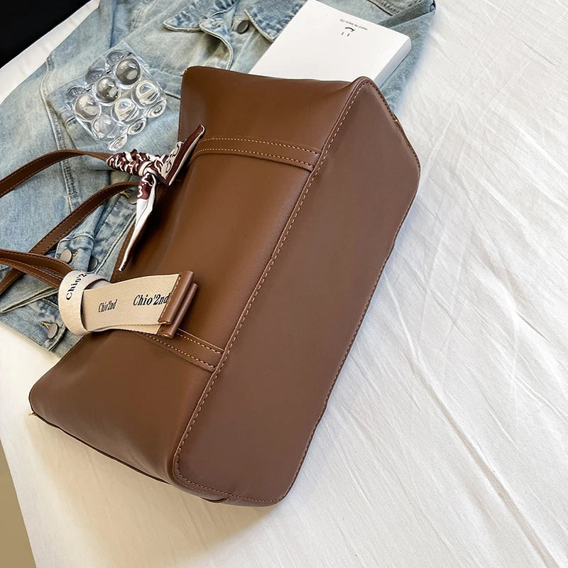 Joy stilfuld sort taske