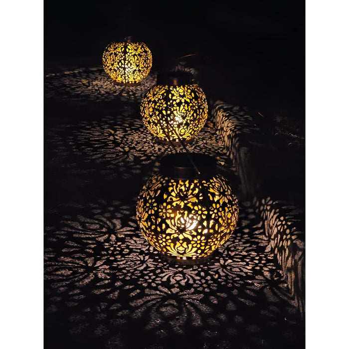AmbientGlow - Solcellelys med blomstermønster