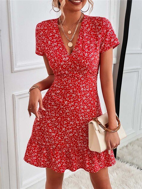 Therese – Elegant mini V-hals Boho kjole med blomsterprint