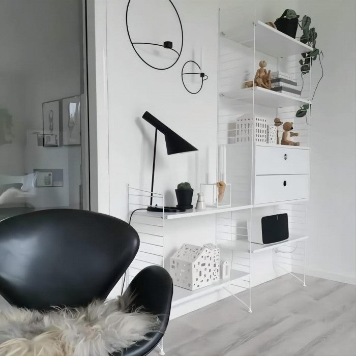 EchoLume - slank og justerbar bordlampe
