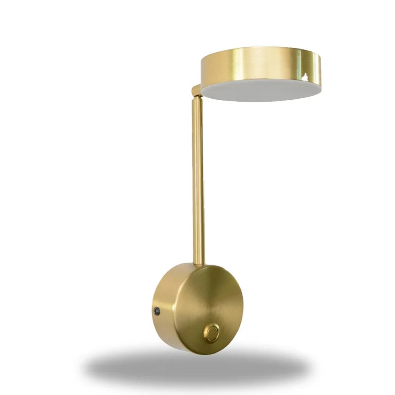 LumaFlex Guld LED Væglampe – Elegant Design med 360° Roterbart Hoved