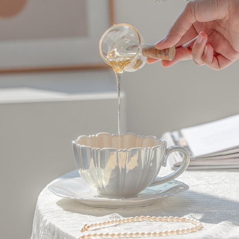 BlossomBrew - Elegant kaffekop med blomster