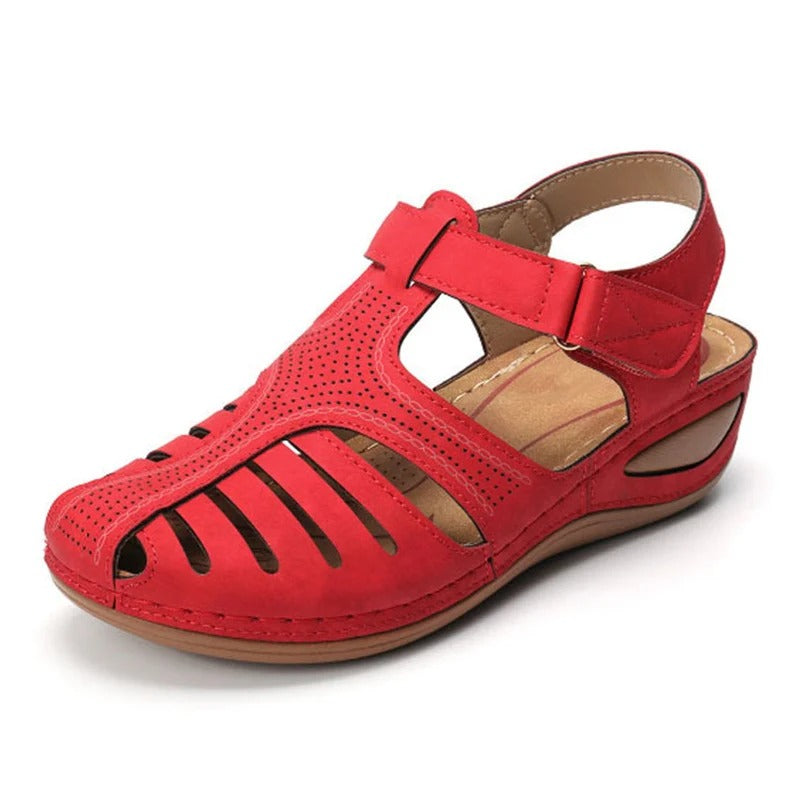 Marissa – Stilfulde Kilesandaler med Ankelrem