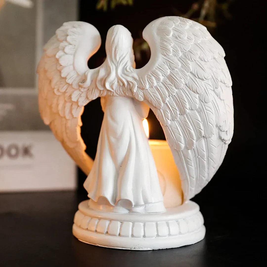 AngelAura Elegant Englefigur med Lysestage – Stemningsfuld Dekoration
