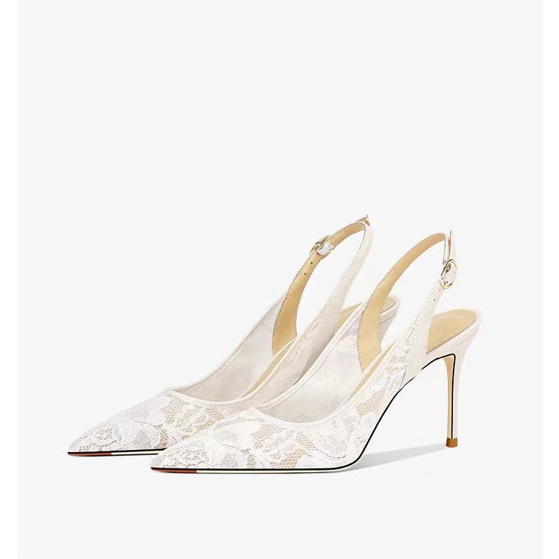 Simone Stiletter i Blonde – Feminint Design med Skarp Elegance