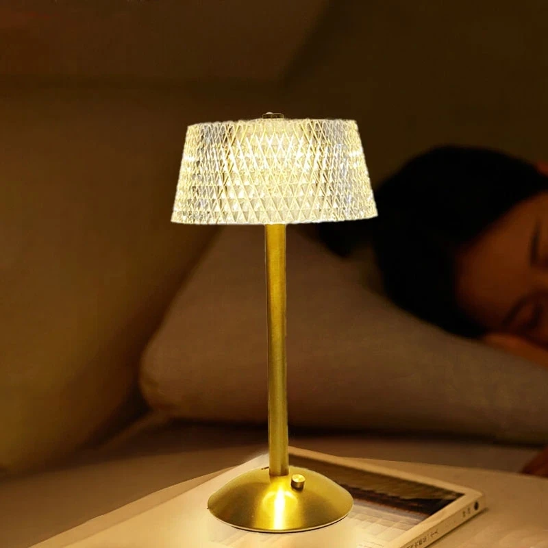 Ledningsfri LED-bordlampe