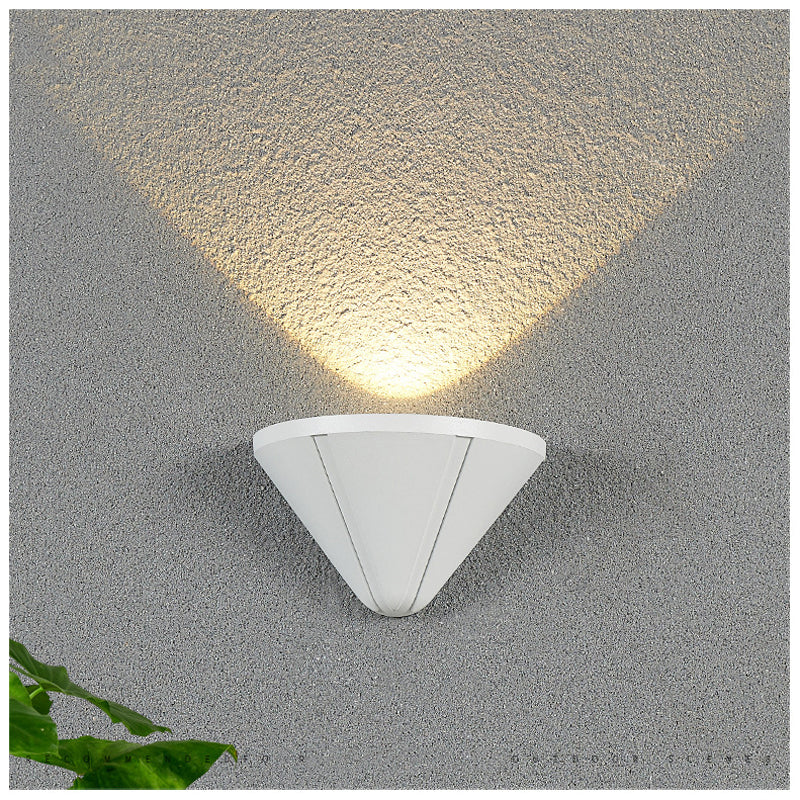 StylishGlow - Elegant LED-væglampe
