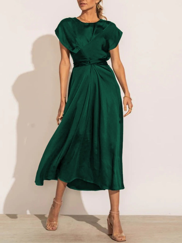 Victoria Elegant Draperet Kjole – Sofistikeret Stil til Enhver Anledning