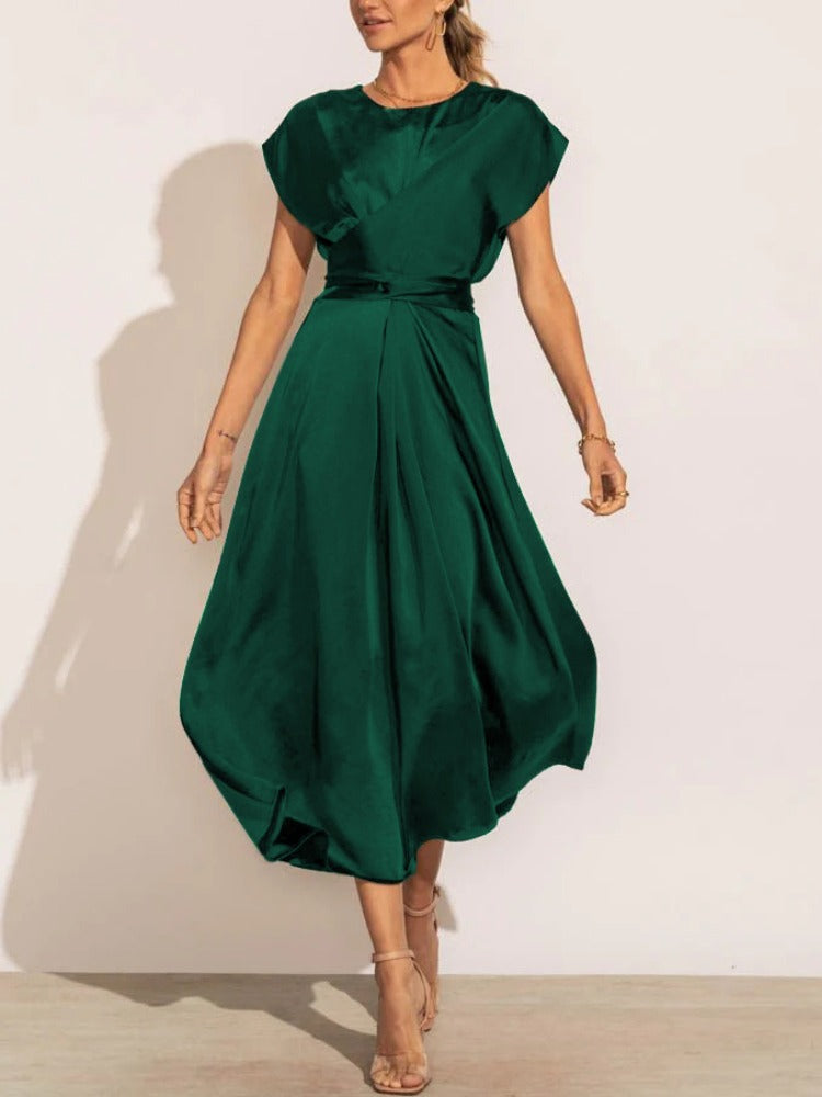 Victoria Elegant Draperet Kjole – Sofistikeret Stil til Enhver Anledning