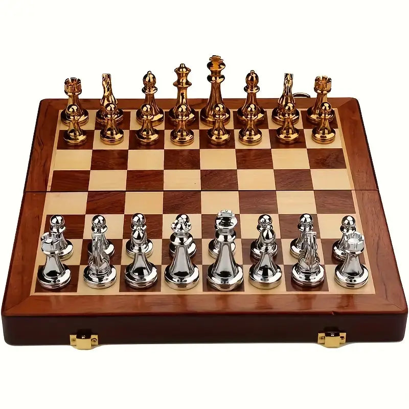 Regal Chess Set – Eksklusivt Sammenklappeligt Skaksæt i Træ med Metalbrikker