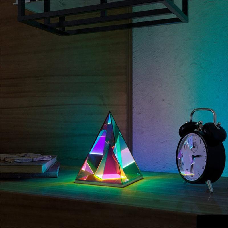 LumiCube Moderne Bordlampe – Magisk Lys til Enhver Stemning