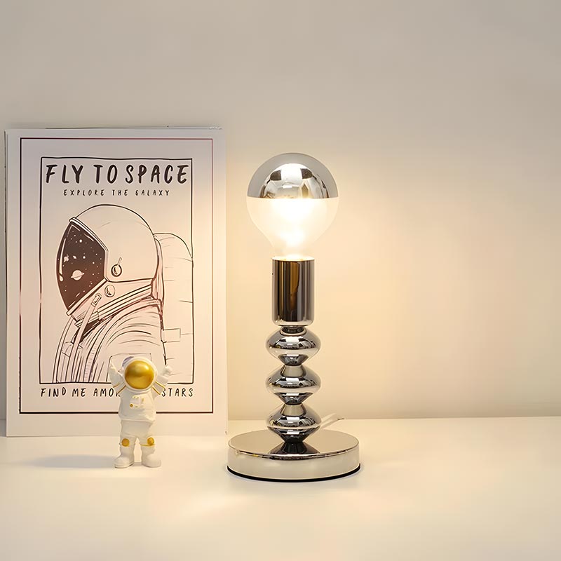 RetroGlow - Retro Deco sengelampe med tidløs elegance