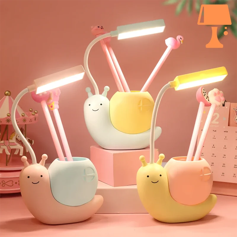 SnailGlow - Yndig skrivebordslampe og penneholder i ét