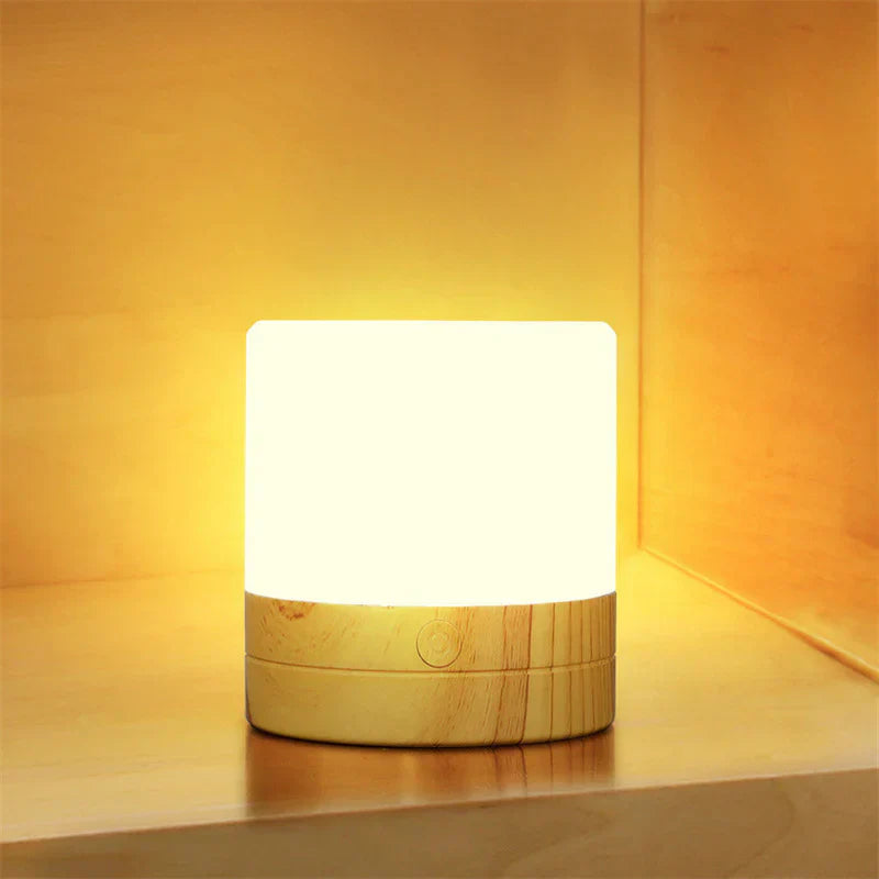 Glow Træ Sengelampe – Naturlig Elegance med Justerbar Belysning