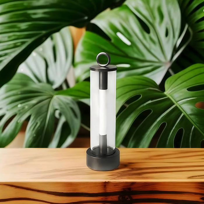 LumiTube - Moderne klarrørsbordlampe