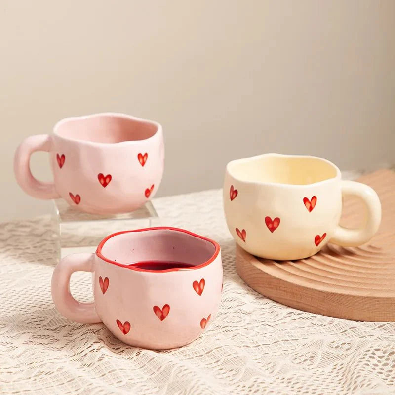 Elegant Love Heart-krus til par, der vil nyde hyggelig kaffe