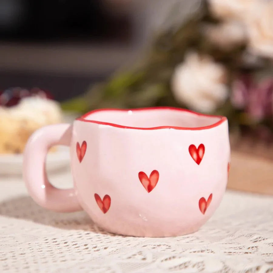 AmoraHeart – Sødt Kaffekrus med Pink Hjerte Design