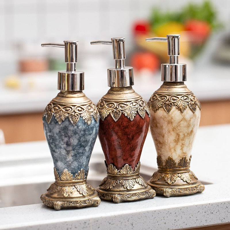 RegalPour - Vintage-inspireret sæbe- og lotiondispenser