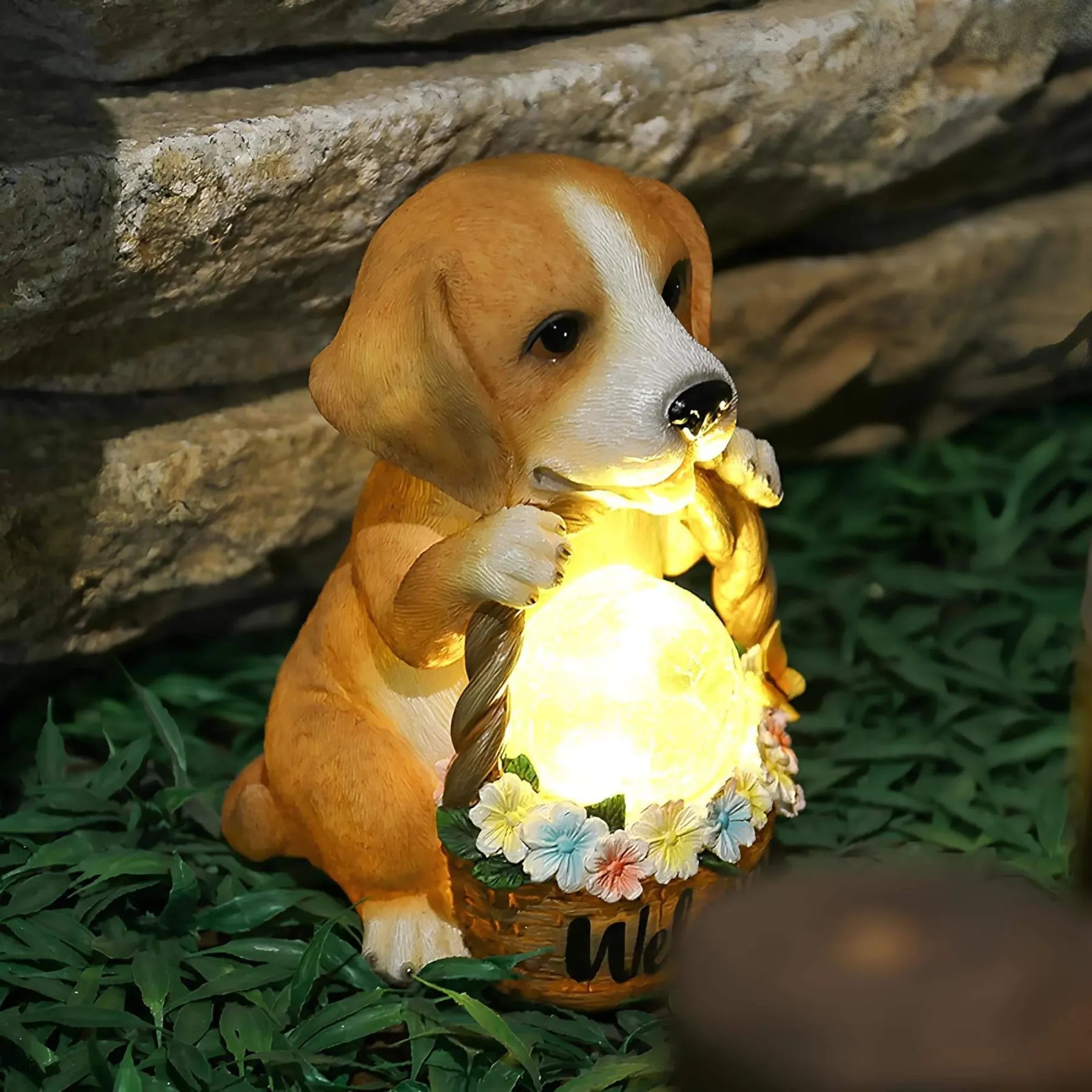 PuppyGlow – Solar havelampe med yndigt hvalpedesign