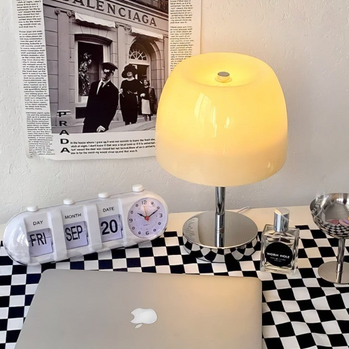 GlowPop - Moderne bordlampe med slikkepind