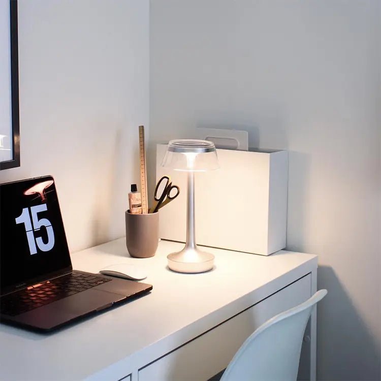 Luma genopladelig bordlampe med berøringskontrol