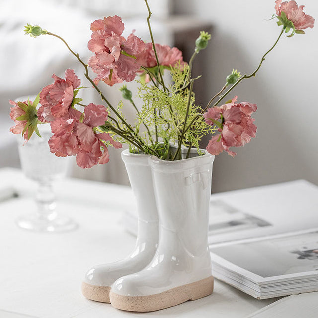 BloomBoots - Unik blomstervase i støvledesign