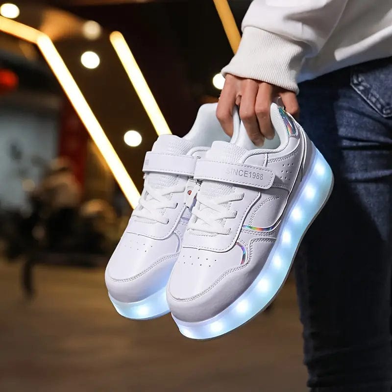 Agnes - Lyse Sneakers med Indbyggede Hjul og LED-lys